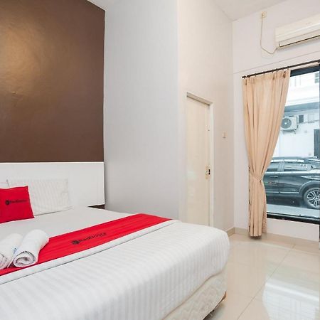 Reddoorz Syariah Near Taman Air Mancur Bogor Hotel Buitenkant foto