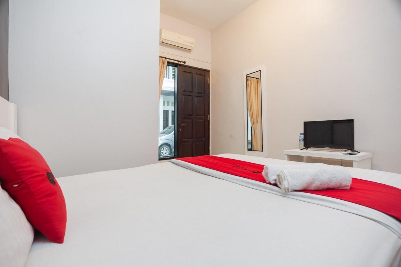 Reddoorz Syariah Near Taman Air Mancur Bogor Hotel Buitenkant foto